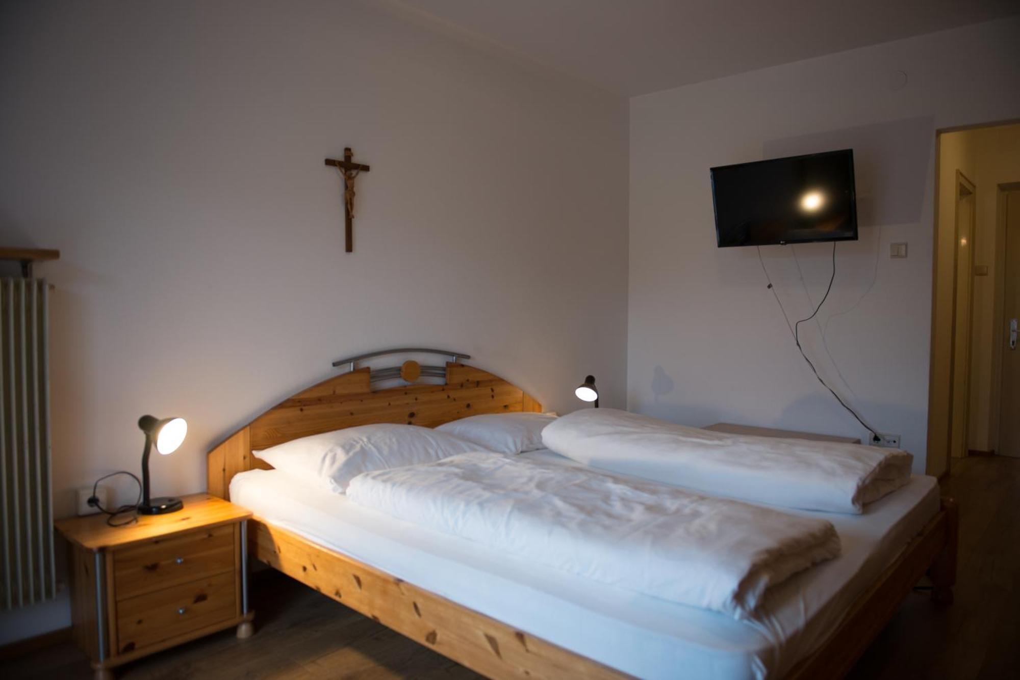 Garni Hofer Aparthotel Sexten ภายนอก รูปภาพ