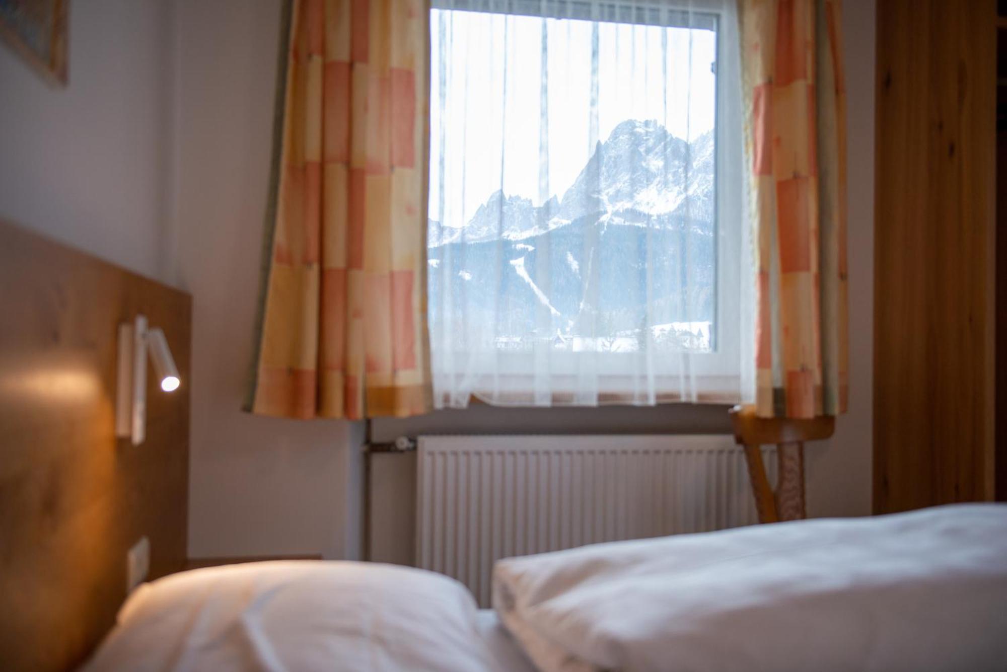 Garni Hofer Aparthotel Sexten ภายนอก รูปภาพ