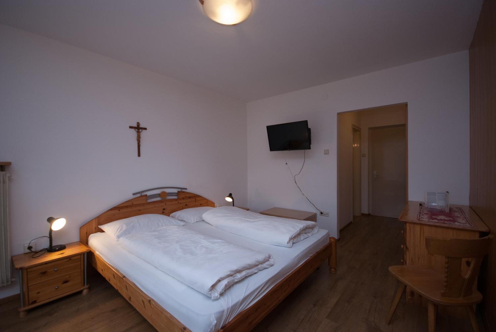 Garni Hofer Aparthotel Sexten ภายนอก รูปภาพ
