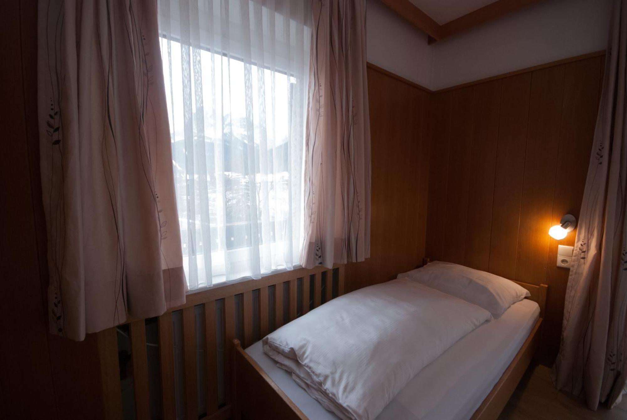 Garni Hofer Aparthotel Sexten ภายนอก รูปภาพ