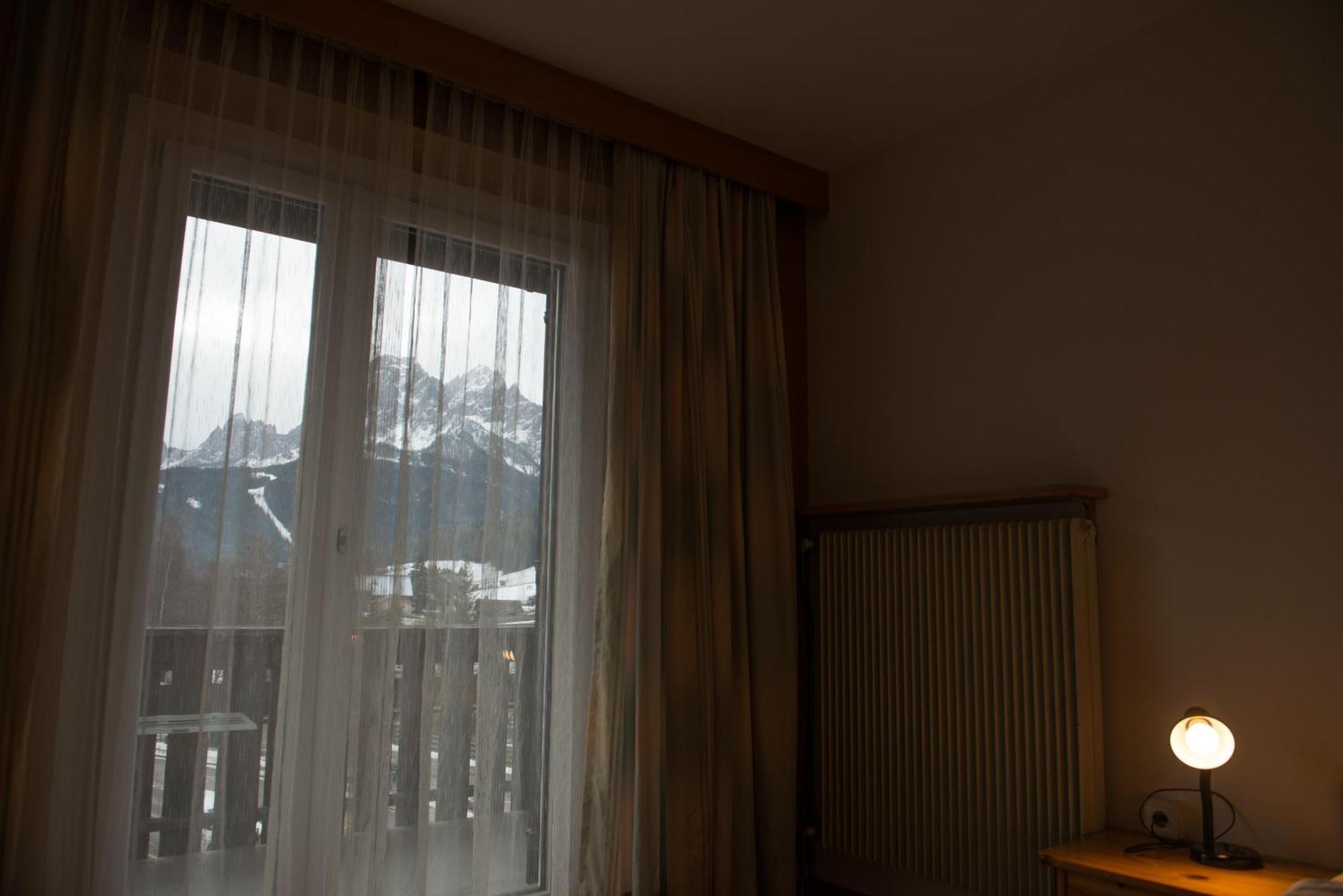 Garni Hofer Aparthotel Sexten ภายนอก รูปภาพ