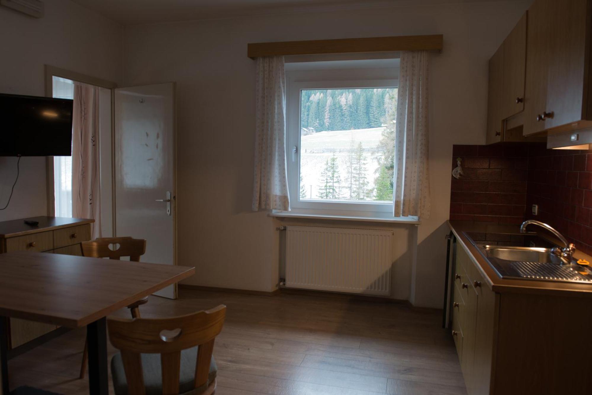 Garni Hofer Aparthotel Sexten ภายนอก รูปภาพ