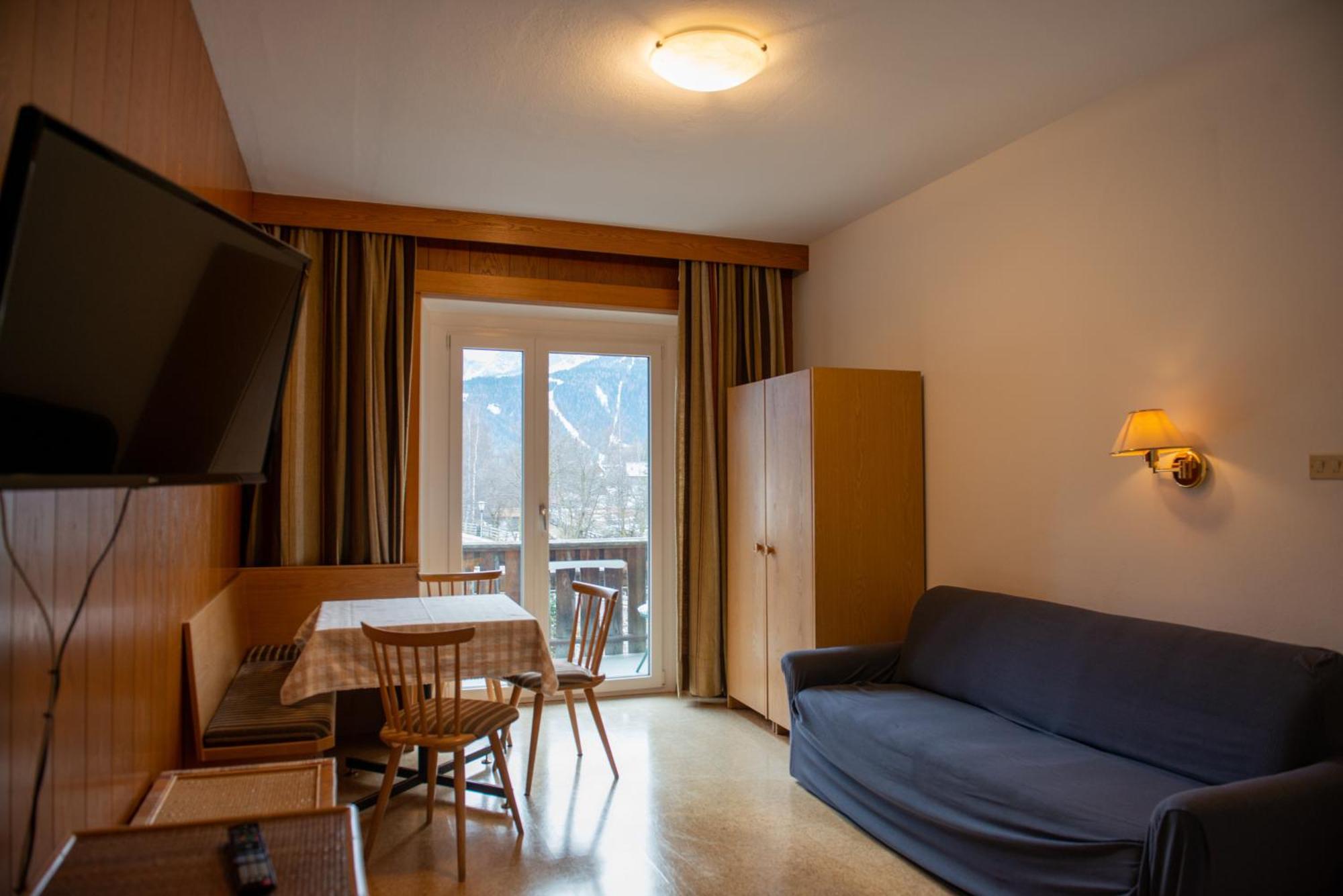 Garni Hofer Aparthotel Sexten ภายนอก รูปภาพ