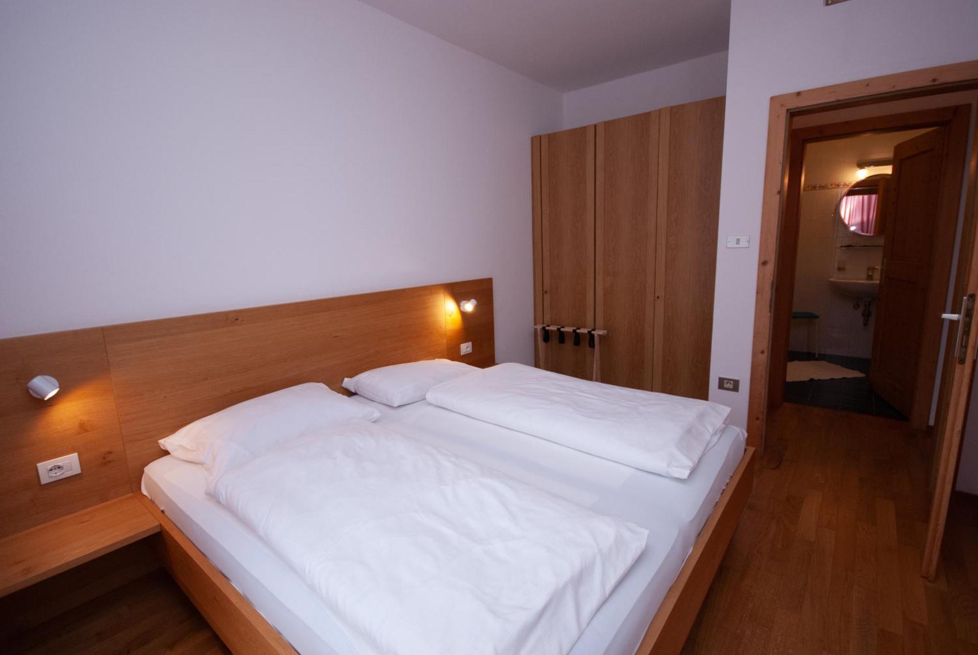 Garni Hofer Aparthotel Sexten ภายนอก รูปภาพ